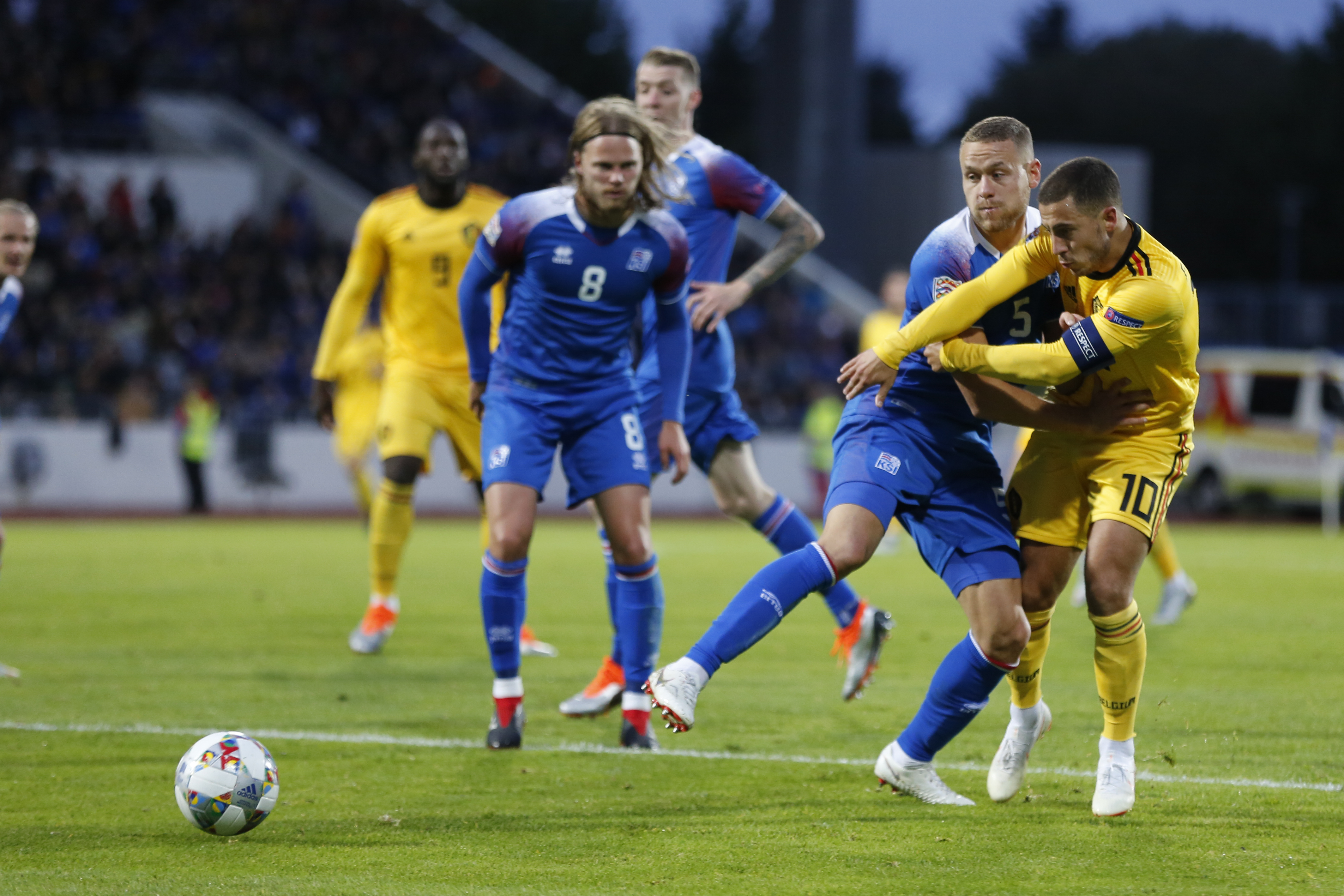 网页版入口-激战正酣，欧洲足球联赛火热进行中的简单介绍