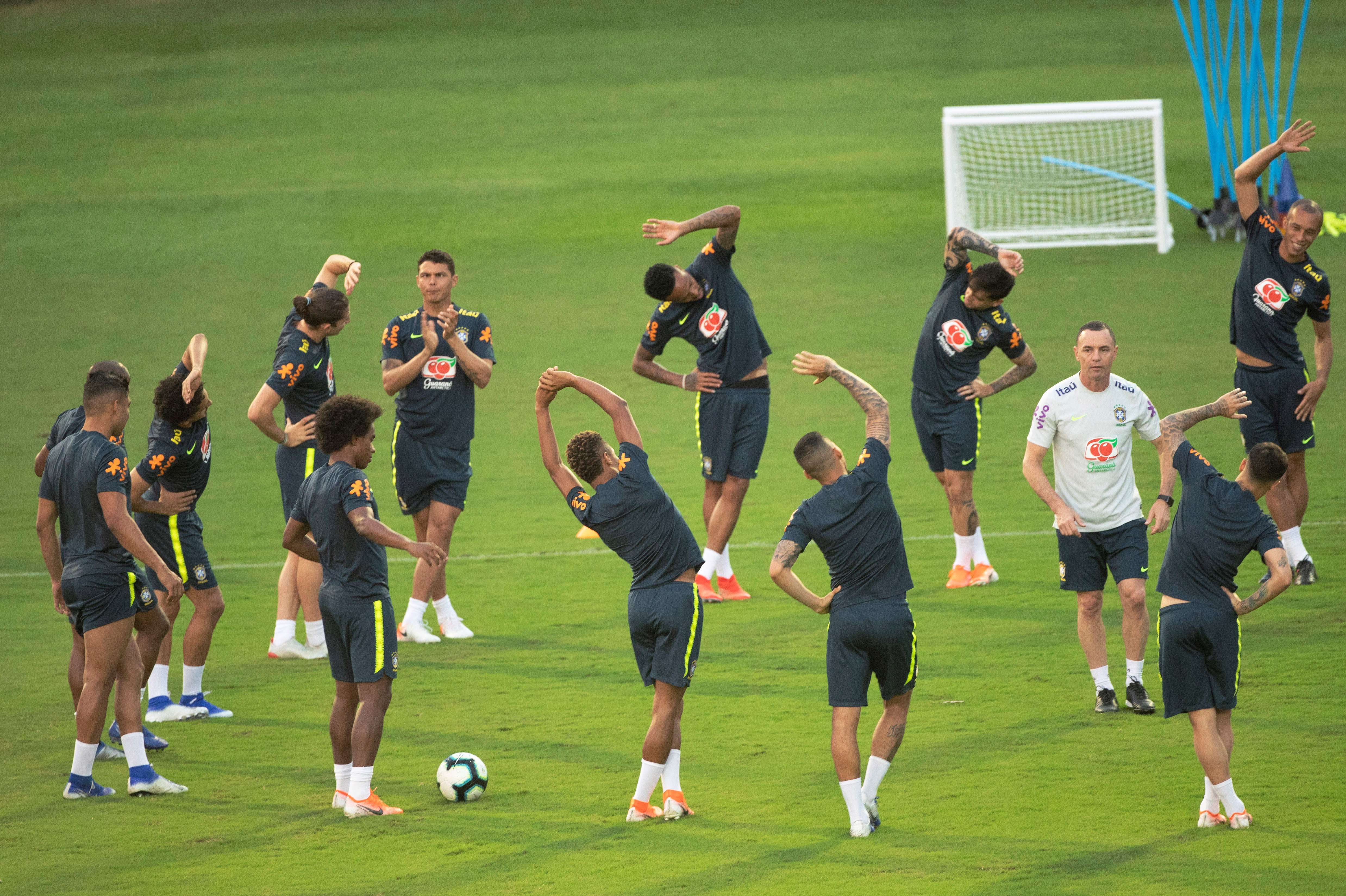 关于南美洲篮球联赛总决赛：球员积极备战的信息